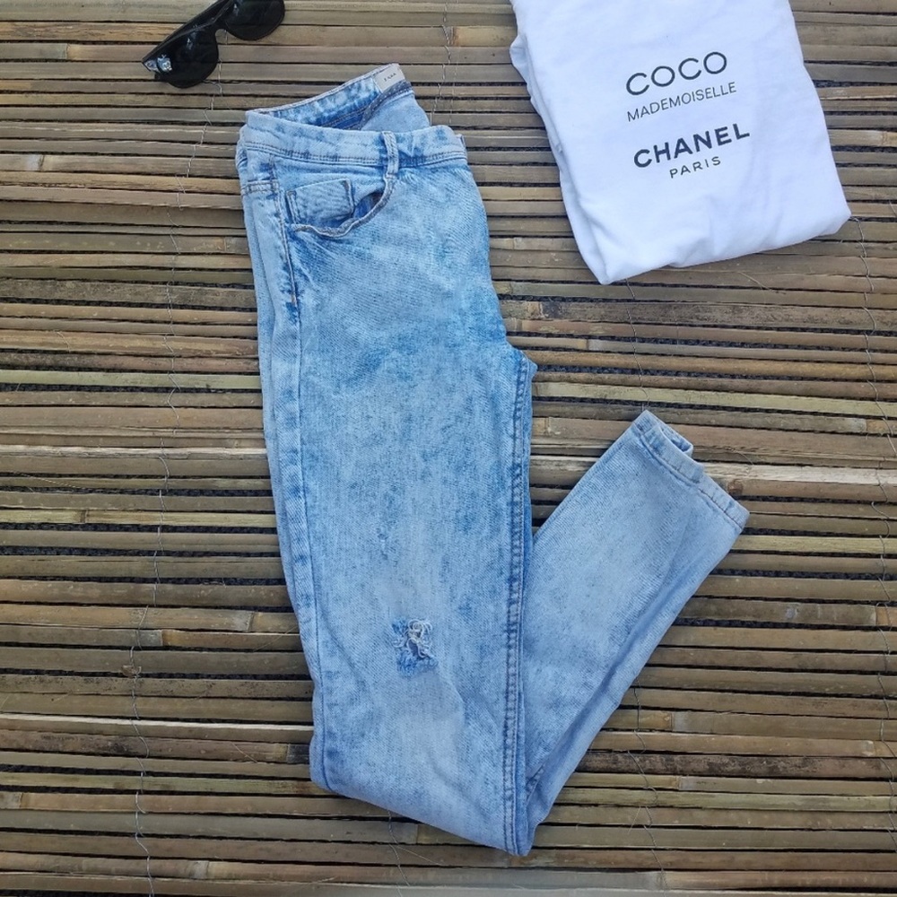 Zara Premium Light Wash Distressed Skinny Jeans Size 6 (Euro 38) EUC